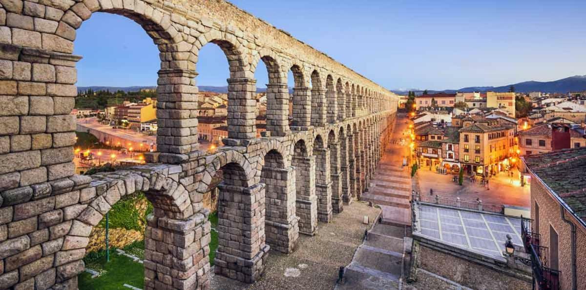 فيلا Casa Turistica El Navego Martin Munoz de las Posadas المظهر الخارجي الصورة